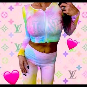 ❤︎ NWOT ❤︎ Sexy Ribbed Rainbow Leggings Set ❤︎